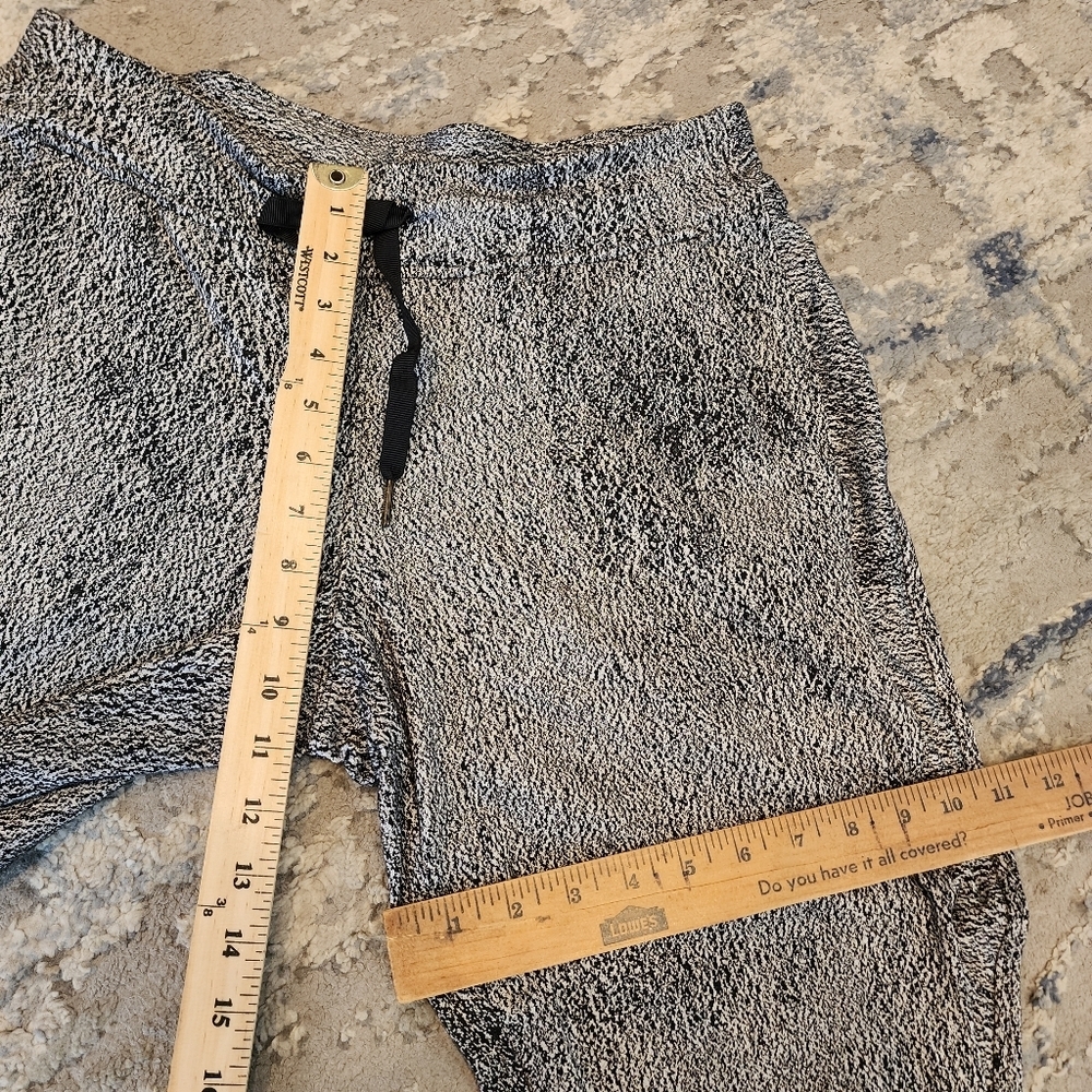 Lululemon Ready To Rulu Pant Jacquard White Black. Size 10 - Picture 8 of 16